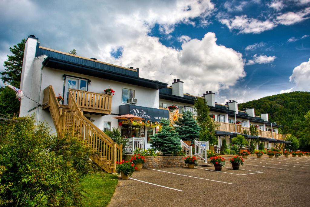Saint-Sauveur Hotel | Motel Le JoliBourg