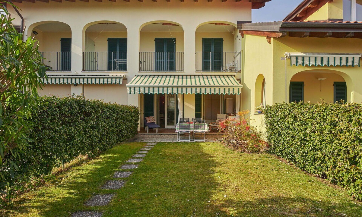 Consiglio di Rumo Apartment | Nice apartment for 4 guests with WIFI, pool, TV and pets allowed