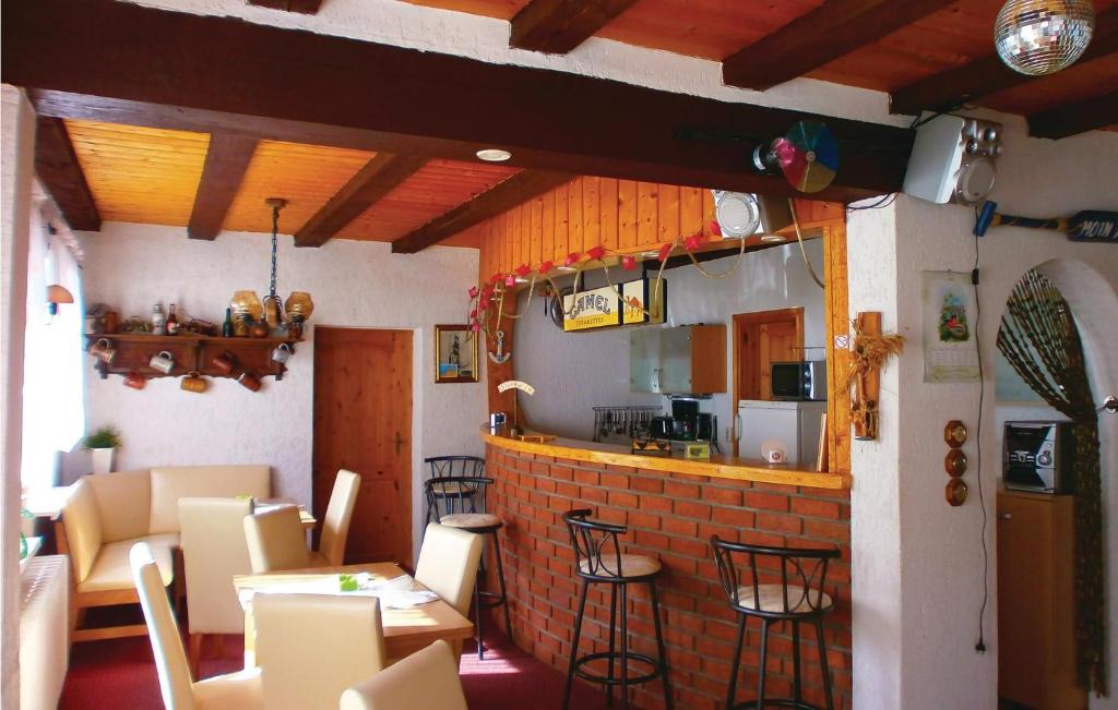 Satow House | Nice home in Hanstorf with 5 Bedrooms and WiFi