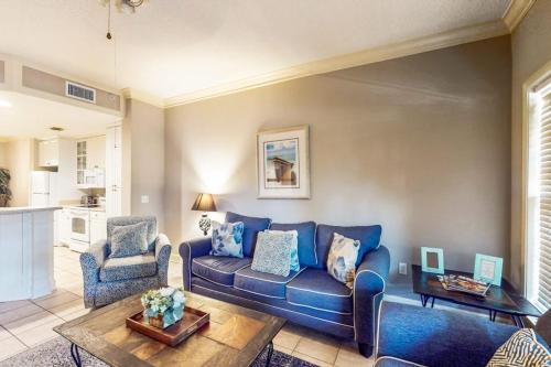 North Forest Beach House | North Shore Place 207