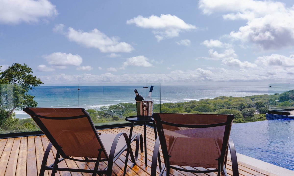 Carmen House | Ocean View Casa Nina, Santa Teresa - 2 Bedrooms!