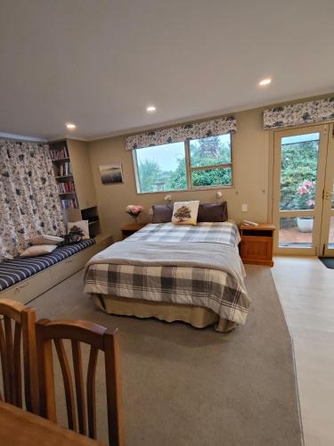 Paraparaumu Beach House | Orchards Retreat