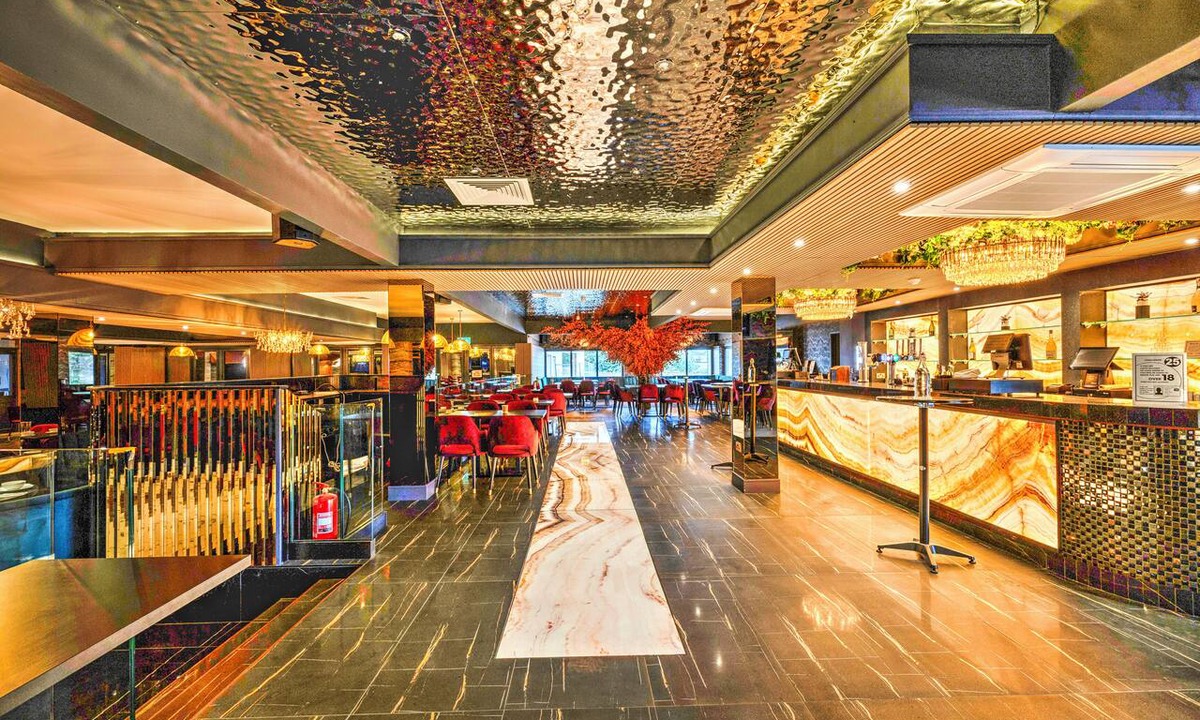 Emerson Park Hotel | Palms Hotel & Retreat By Palette London Romford