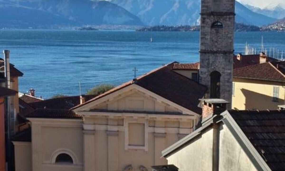 Castello Apartment | Panoramic view of the lake
