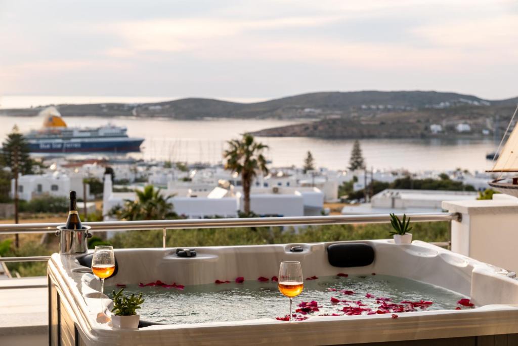 Parikia Villa | Panos Villa Sunset View