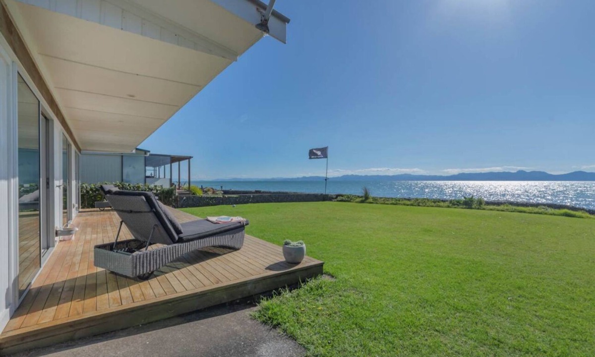 Whakatiwai House | Paradise at Your Door