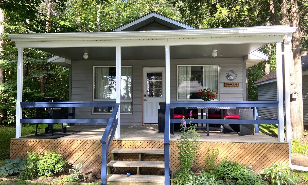 Washago Cottage | "phoenix" Cottage