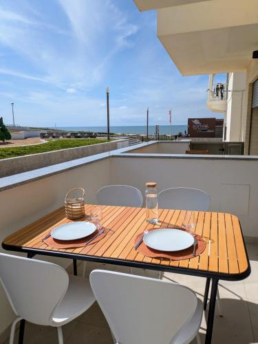 Paredes da Vitoria Apartment | Porta da Praia - Paredes da Vitória