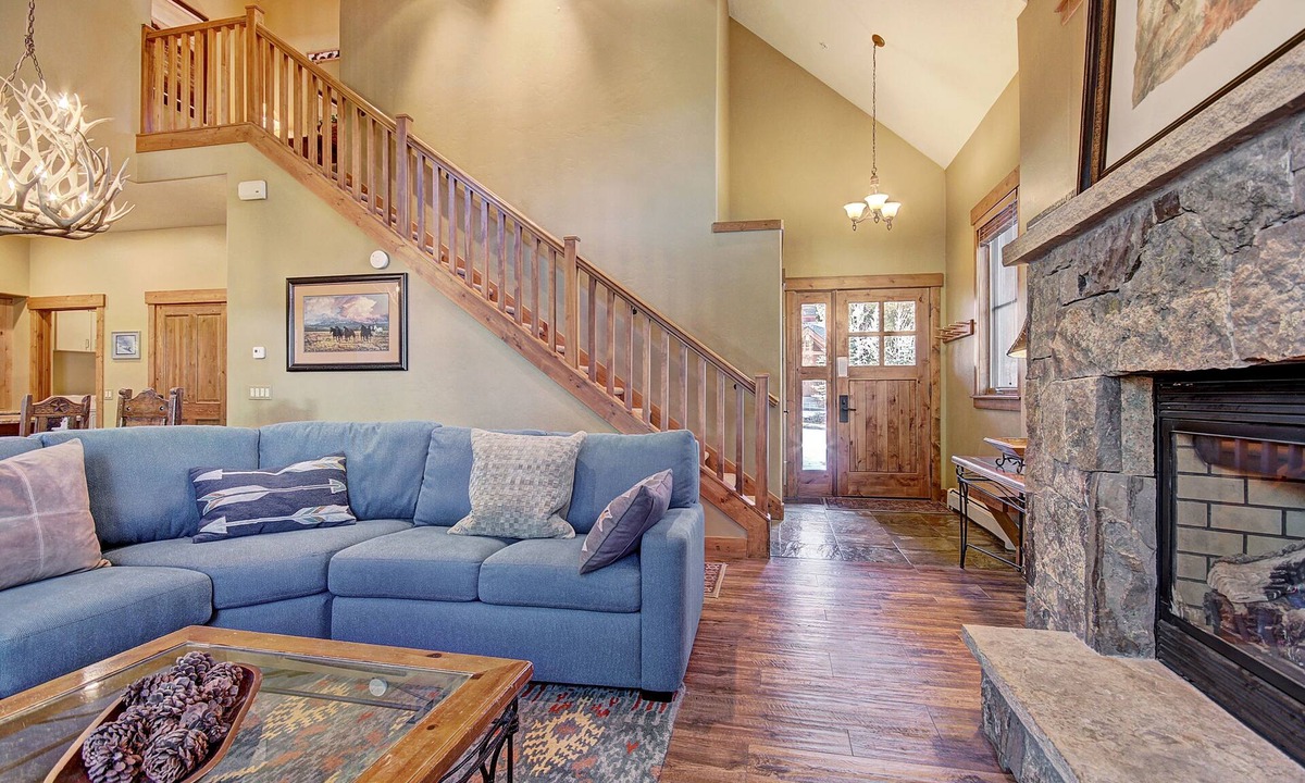 Breckenridge House | Premier 2-story Townhome Minutes From Winter Activities 3 Bedroom Townhouse by RedAwning