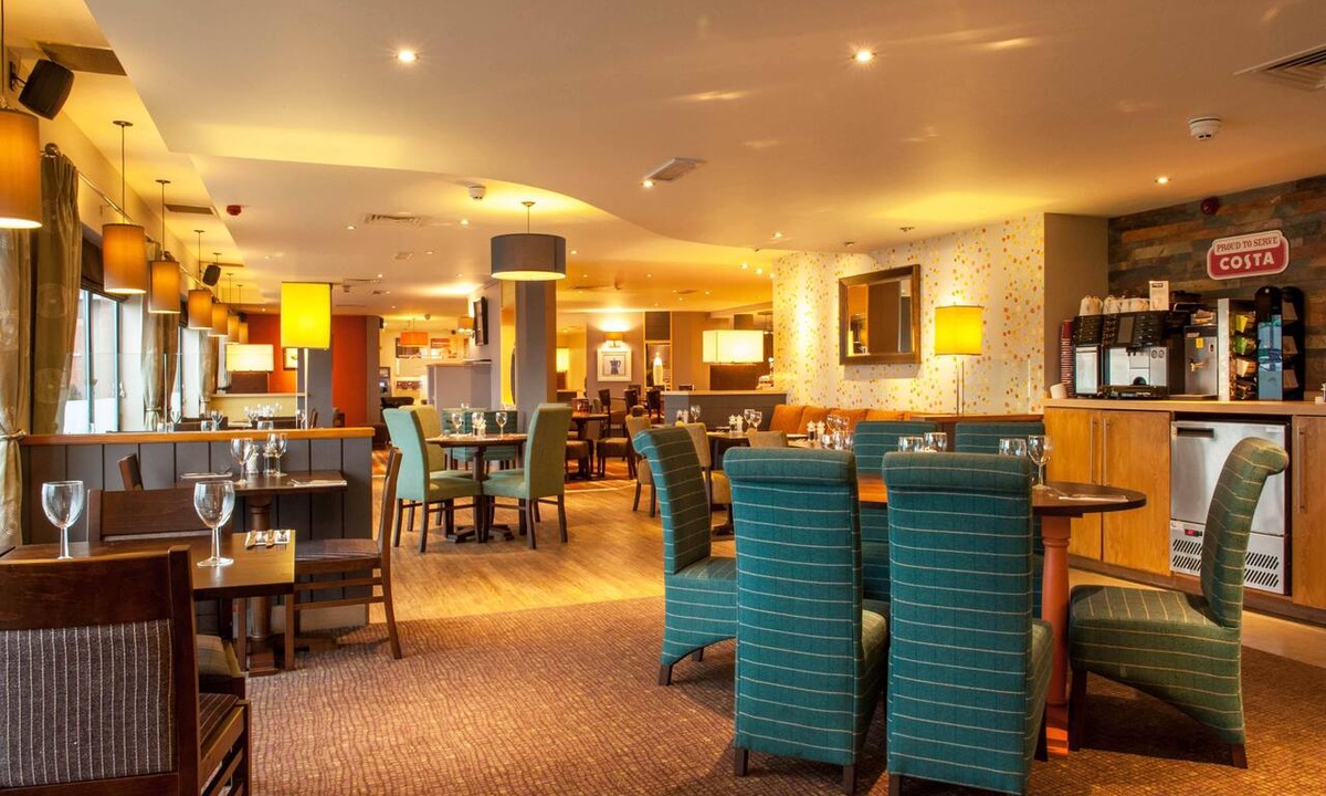 Diseworth Hotel | Premier Inn East Midlands Airport