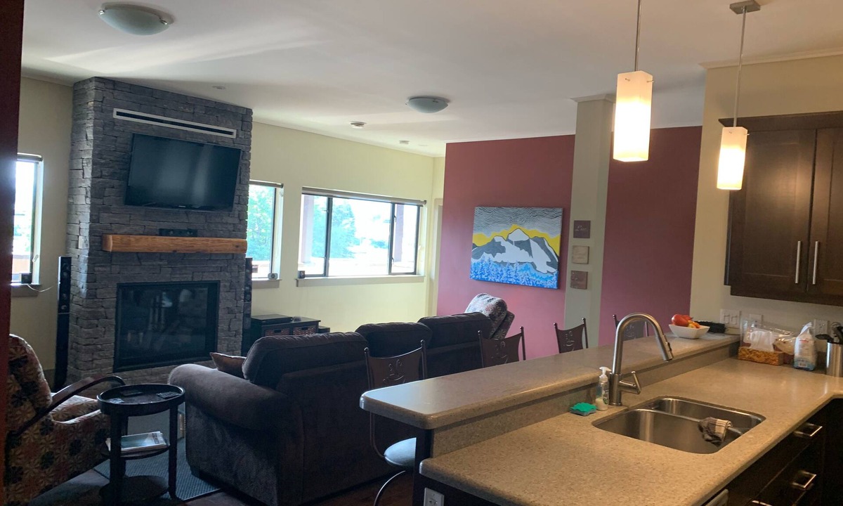 Revelstoke Condo | Premier Silverbear Penthouse Condo - Hot tub, spacious, wrap around deck