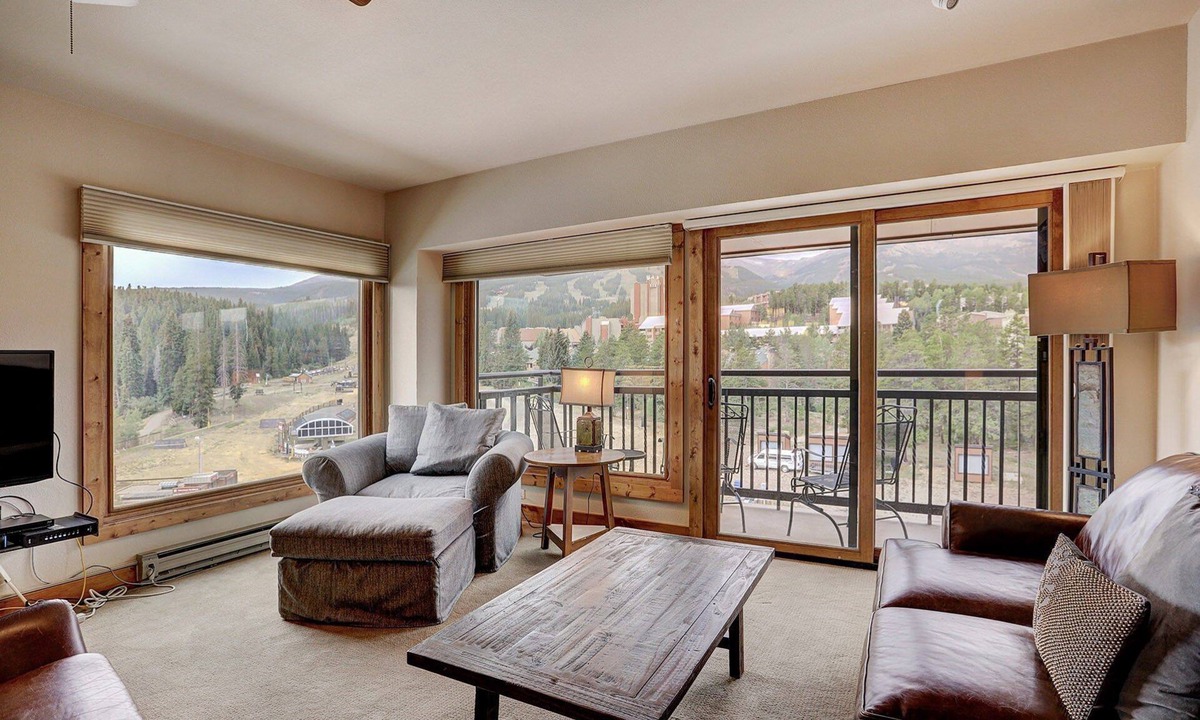 Historic District Condo | Premier Slopeside Apartment | Fireplace