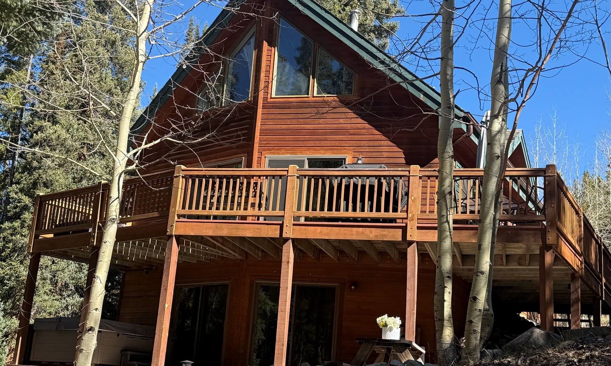 Blue River House | Private Mountain Cabin with Hot Tub and Sauna