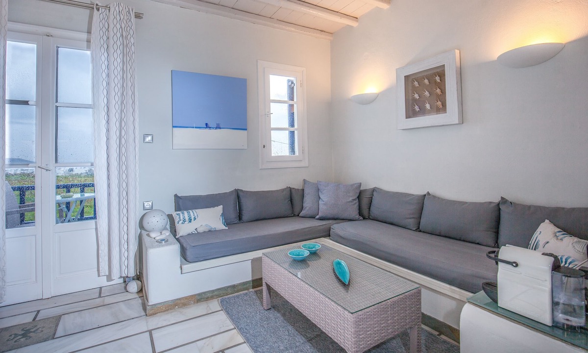 Naousa Apartment | "Pure White" Studio with amazing sea view, Naousa