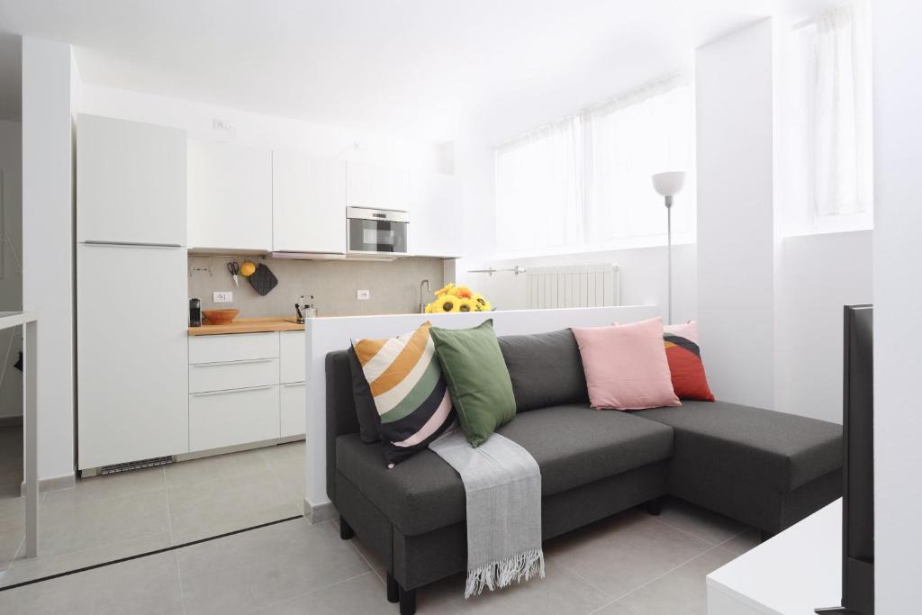 De Angeli Apartment | Ravizza 34 S2