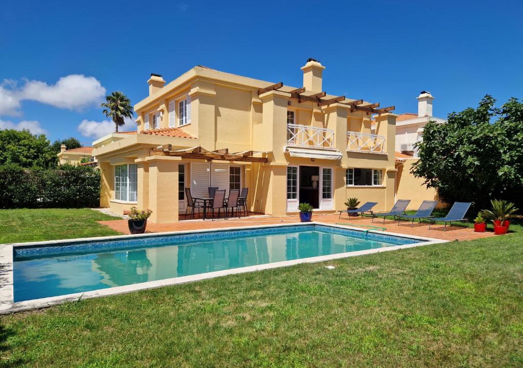 Sao Pedro de Penaferrim House | RENT4REST GOLF LOVERS PARADISE 4BR VILLA WITH Pool