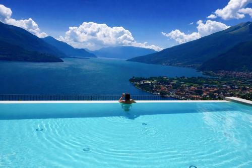 San Carlo Apartment | Residence CaFelicita - Apartments Lake View - Infinity Pool - Jacuzzi
