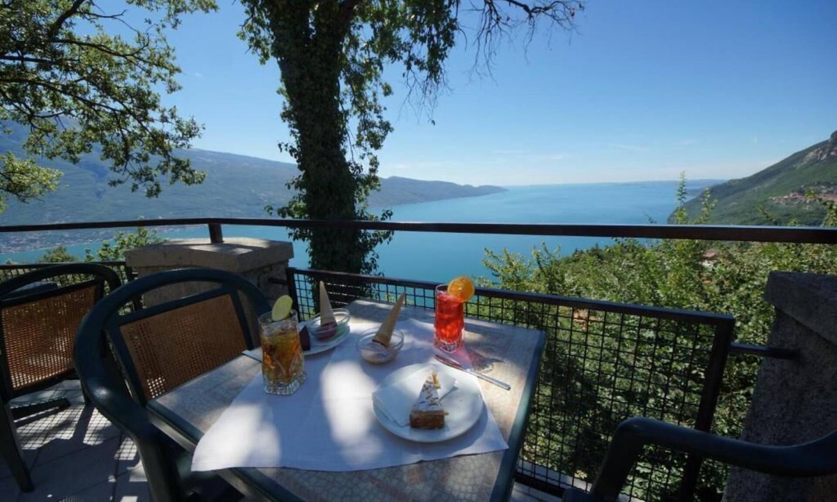 Gardola Apartment | Residence La Rotonda Two-room apartment Bilo for 4 persons