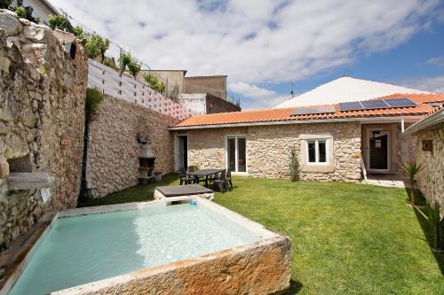 Nossa Senhora das Misericordias House | Residencia Dos Castelos