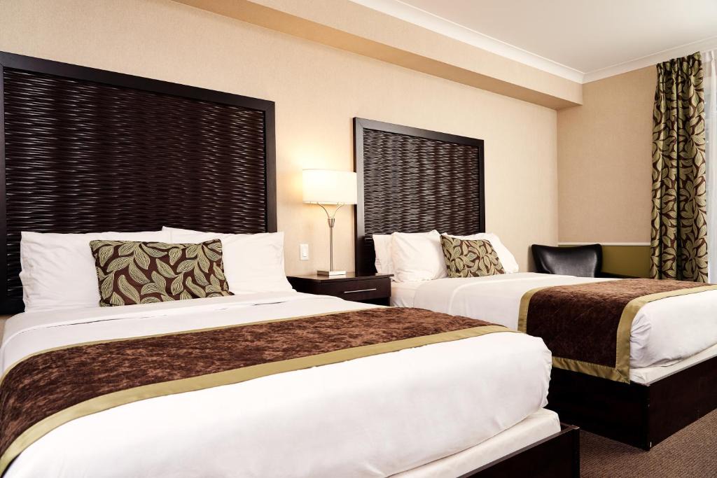 Rockland Hotel | RiverRock Inn