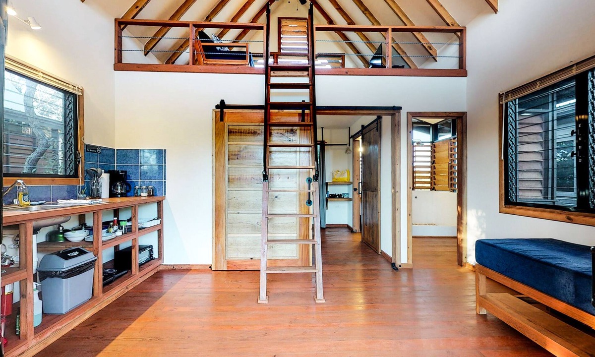 Surfside Cabin | Romantic cabana with veranda, hammock, partial AC & WiFi - walk to the beach