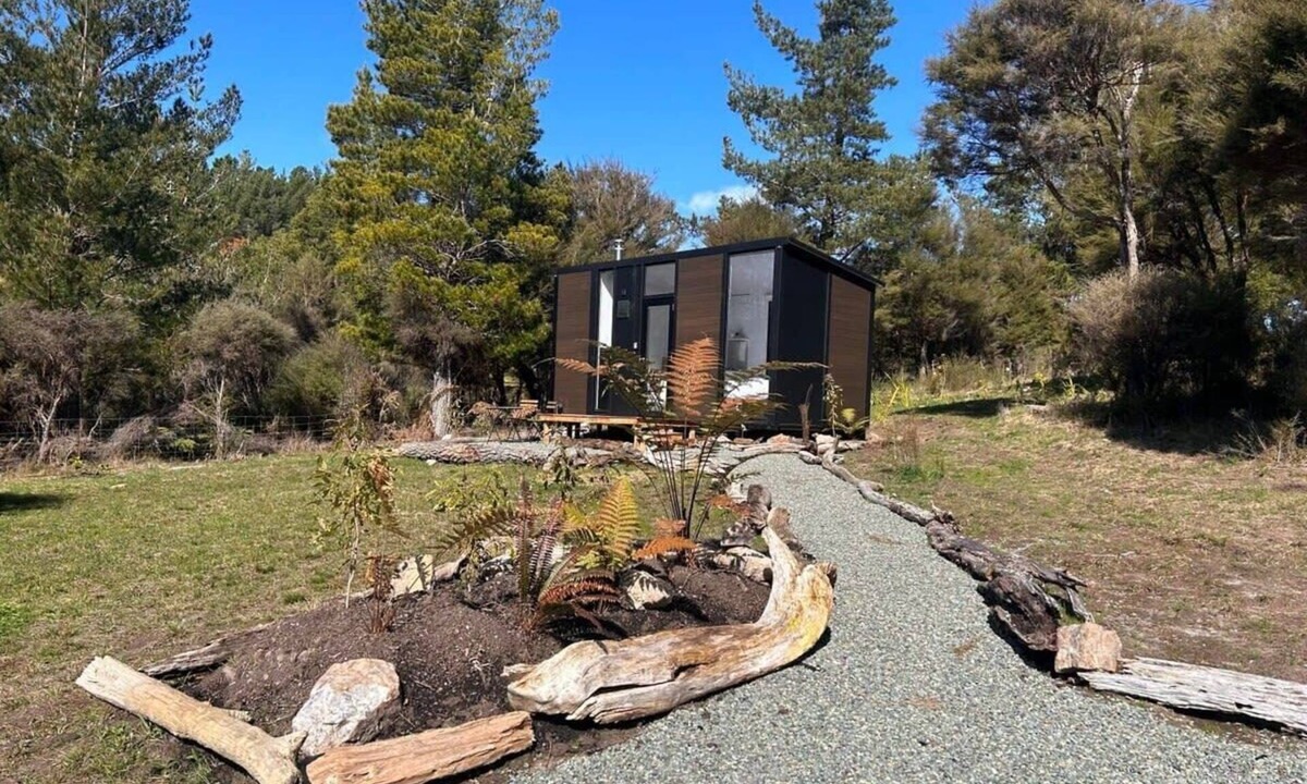 Golden Bay House | Ruru Tiny House by Tiny Away