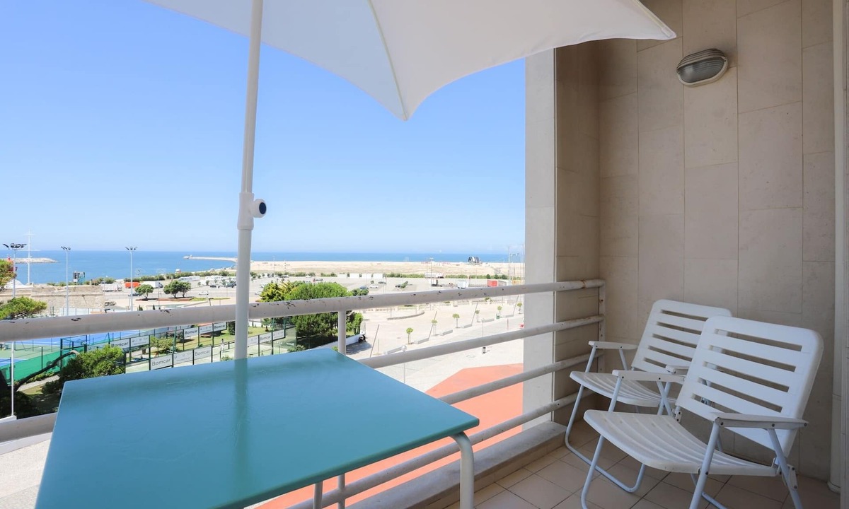 Sao Juliao da Figueira da Foz Apartment | Sea View Apartment, by Rent4All