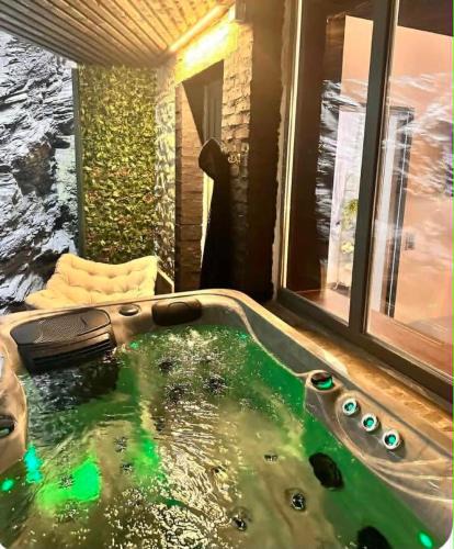 La Roche-en-Ardenne Apartment | Secret Rock - Jaccuzi privé