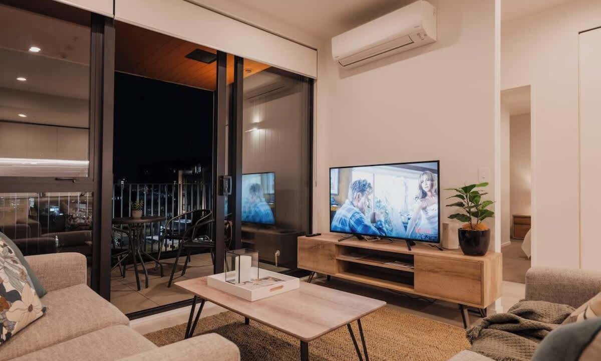 Christchurch City Centre Apartment | Serene Spaces on Tuam - 2-Bedroom Apartment