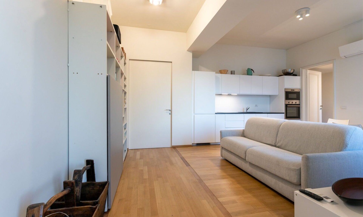 Fiera Apartment | Serra, 2br Apartment With Terrace By Halldis