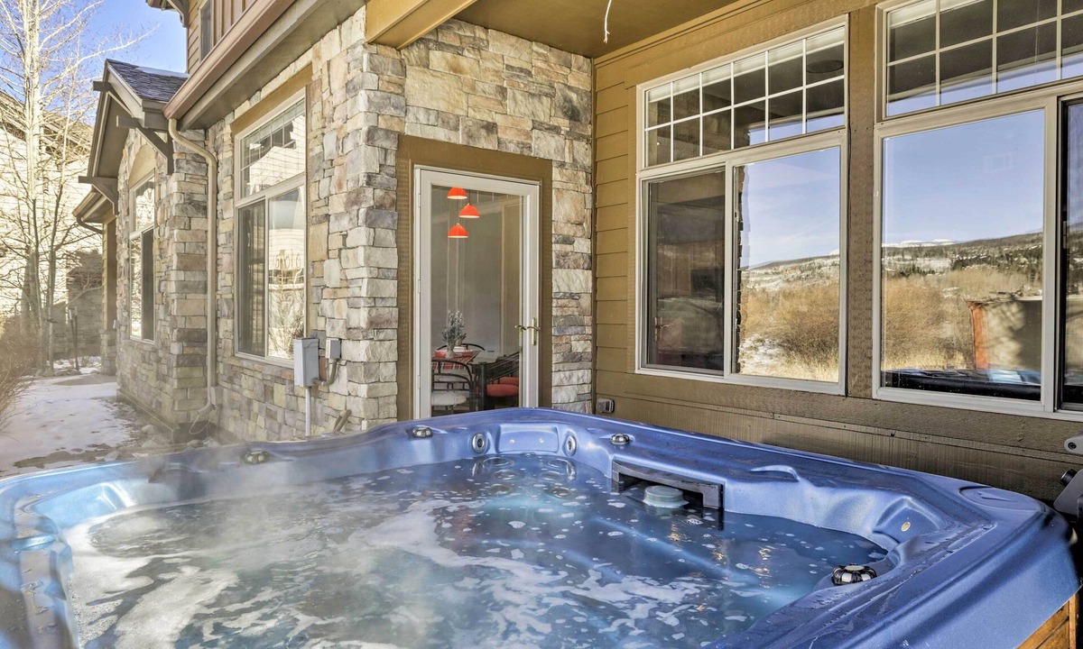 Three Peaks House | Silverthorne Townhome w/Hot Tub & Mountain Views!
