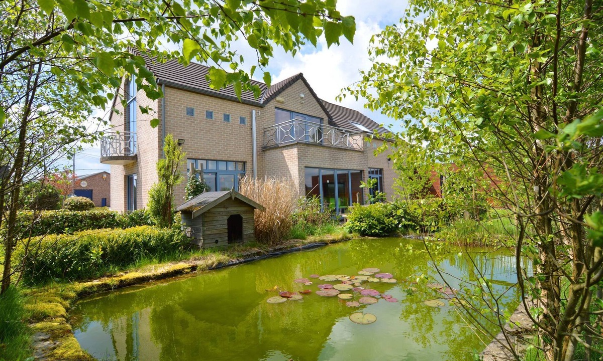 Waimes Villa | Sourbrodt Villa with Pool