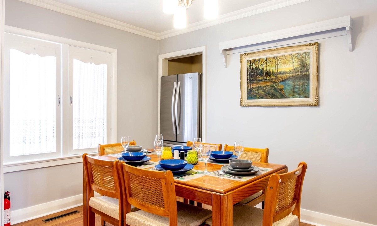 Duplex The Heart Of Kitchener | Rosemount