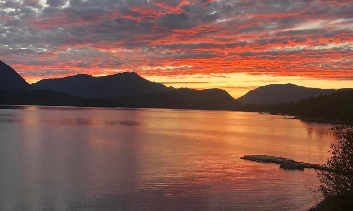 Port Alberni Cabin | Sproat lake Cabin