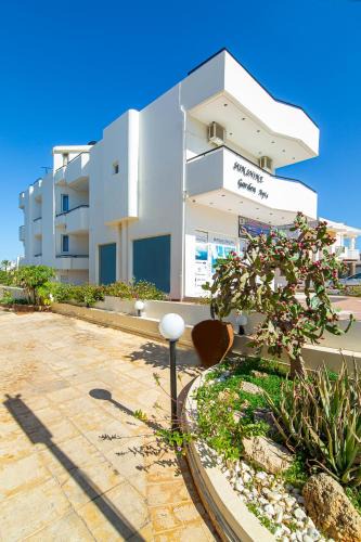 Malia Apartment | Sunshine Garden Apts