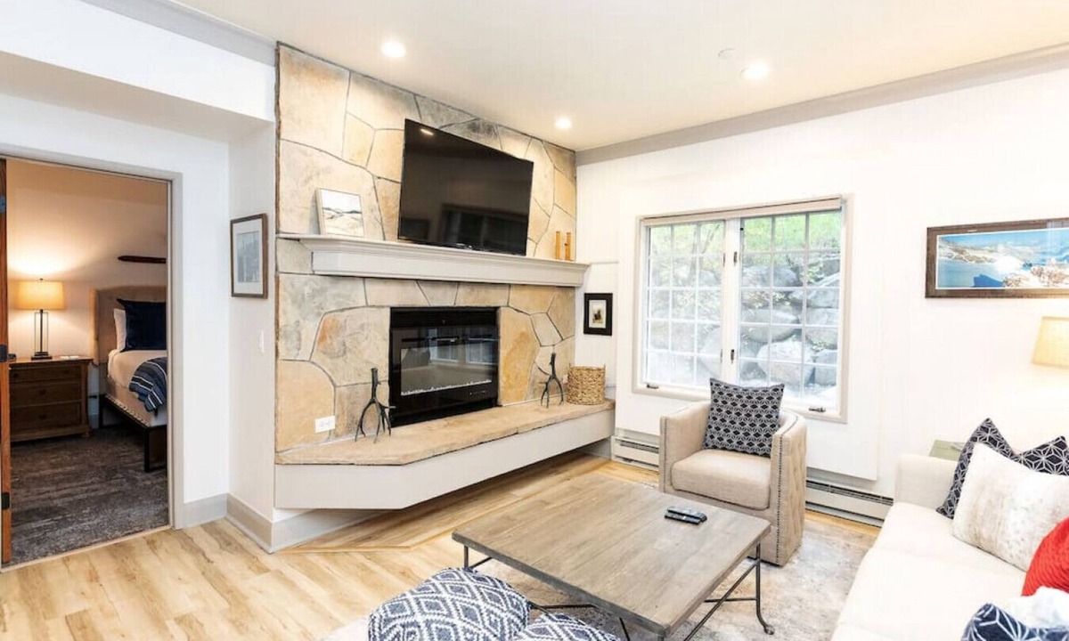 Beaver Creek Condo | The Charter - True Ski In/Out with Privacy