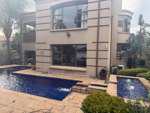 Centurion Apartment | The Country Hole Haven