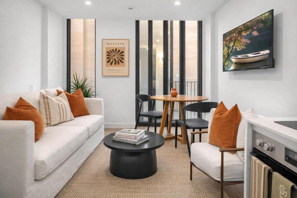 Te Aro Apartment | The Courtenay Chic Retreat 1BR Apartment