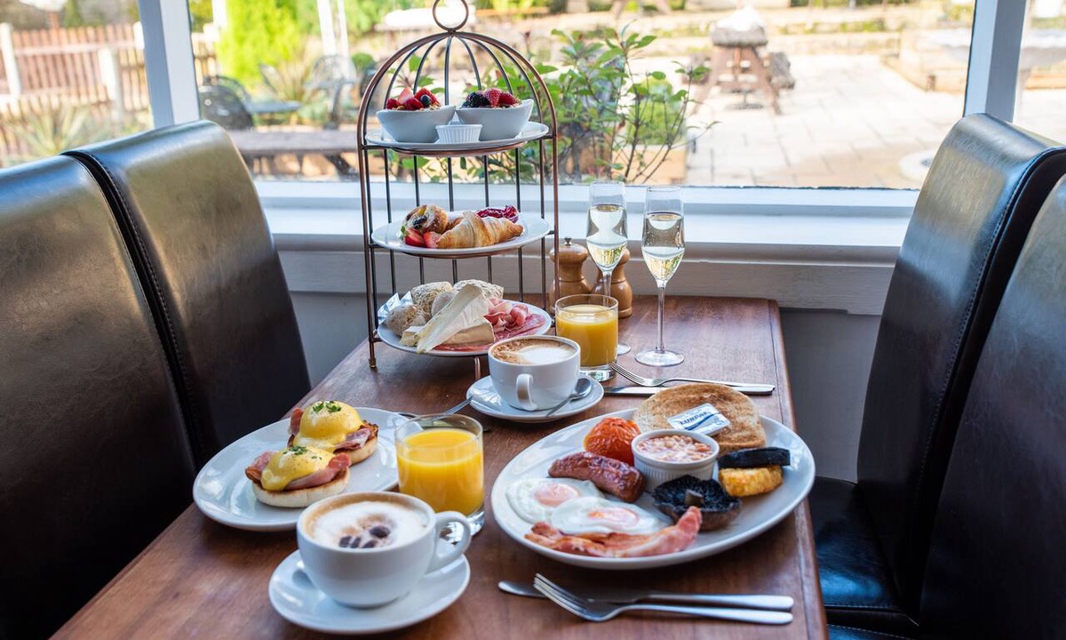 Whatstandwell Bed & Breakfast | The Family Tree