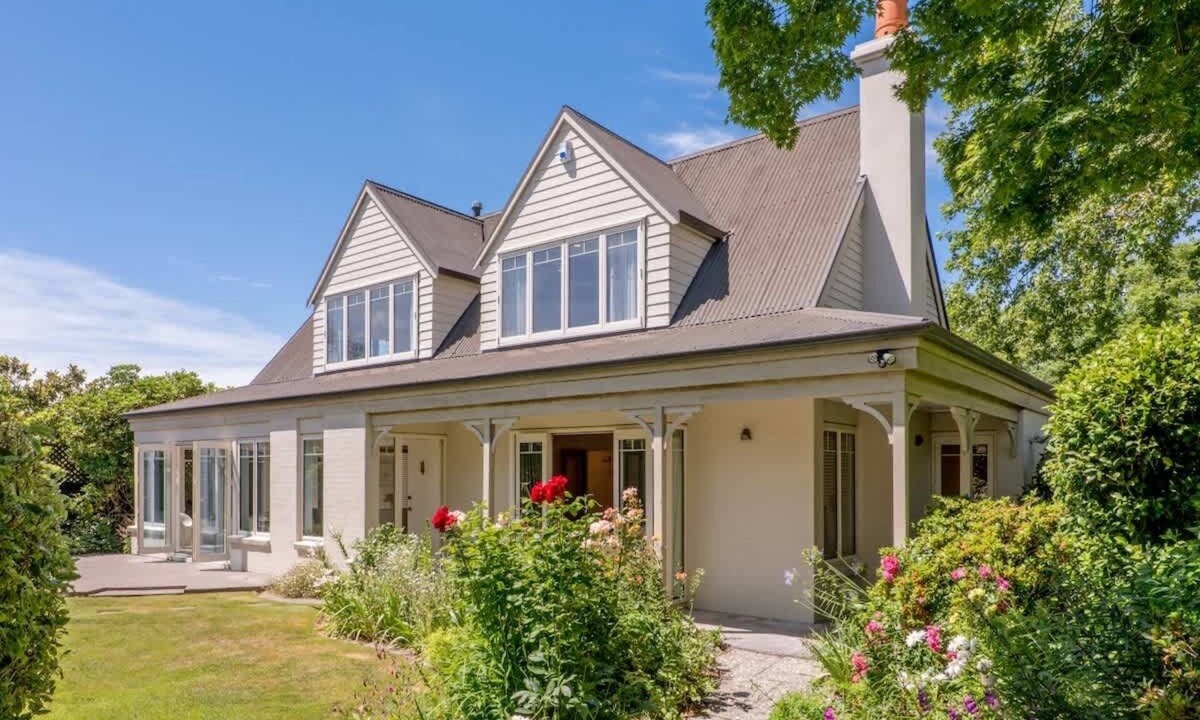 Riccarton House | The Garden Haven in Fendalton