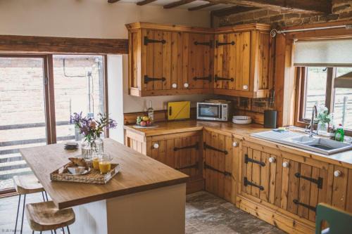 Lincoln House | The Granary