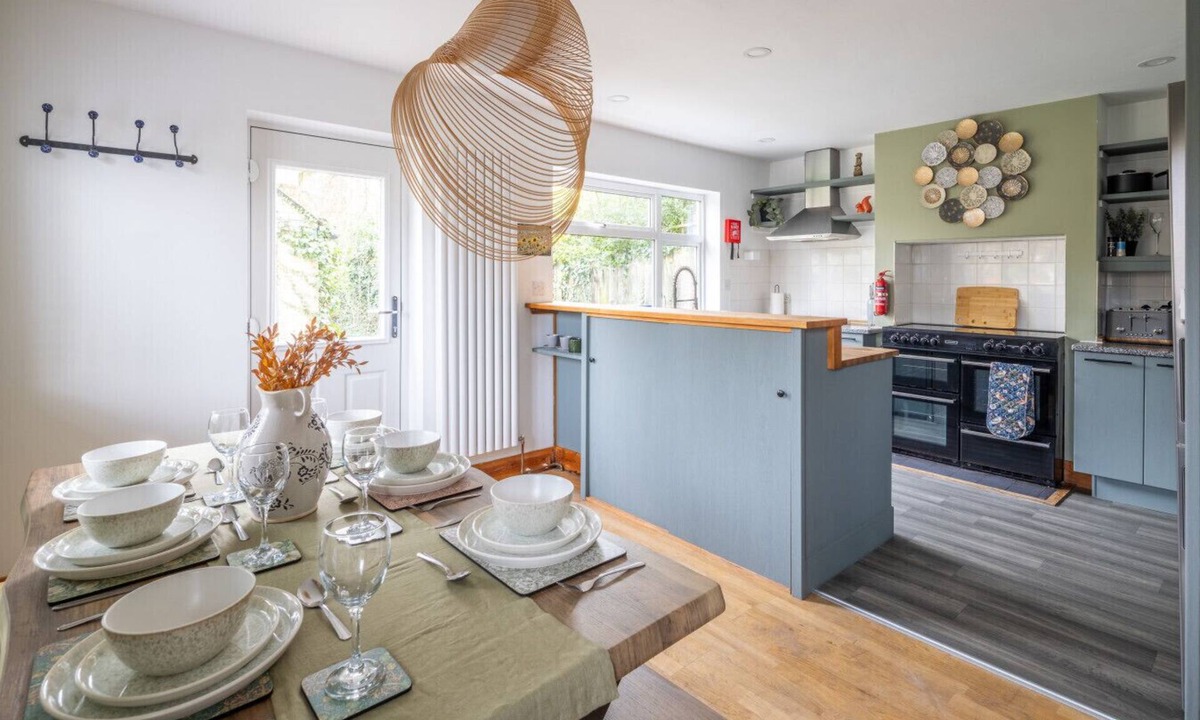 Grantchester Village House | The Grantchester - Charming 20th Century Home