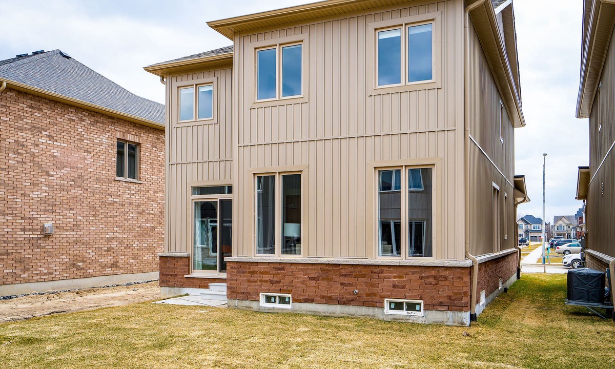Collingwood House | The Luxurious, Charming and Elegant Home - The Sandstone!