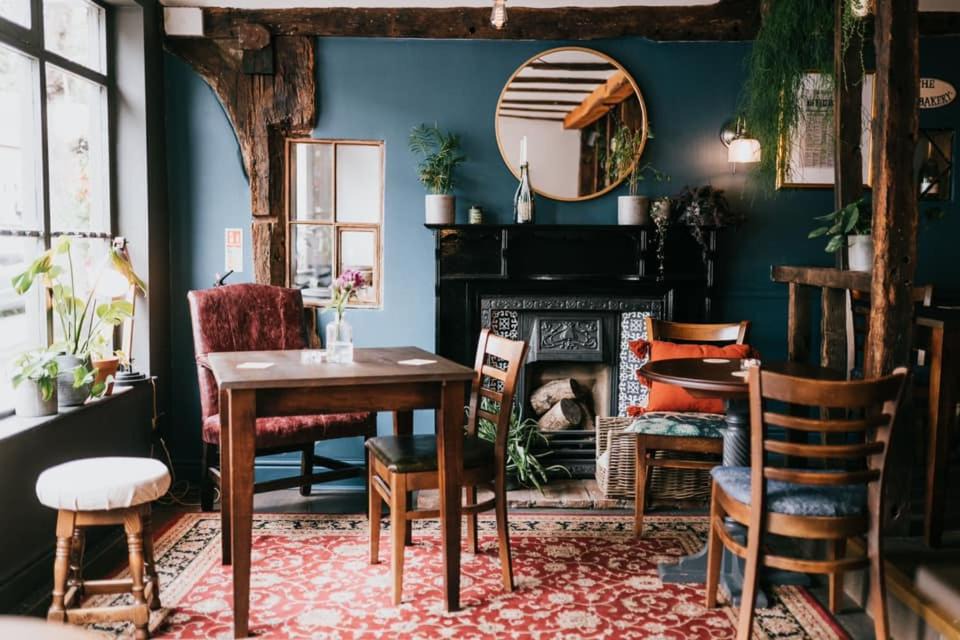 Kenilworth Hotel | The Old Bakery