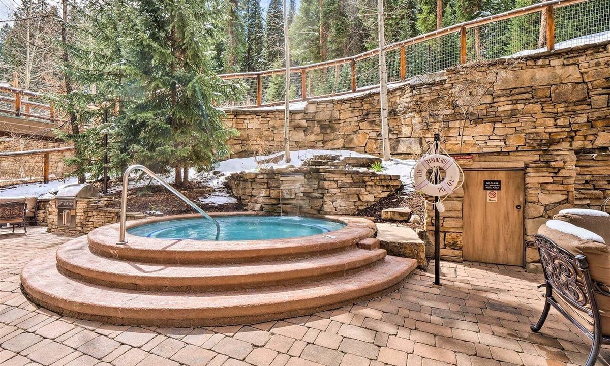 Keystone Condo | The Timbers. CANCEL FOR ANY REASON. Sleeps 5. Best ski-in ski-out slope side