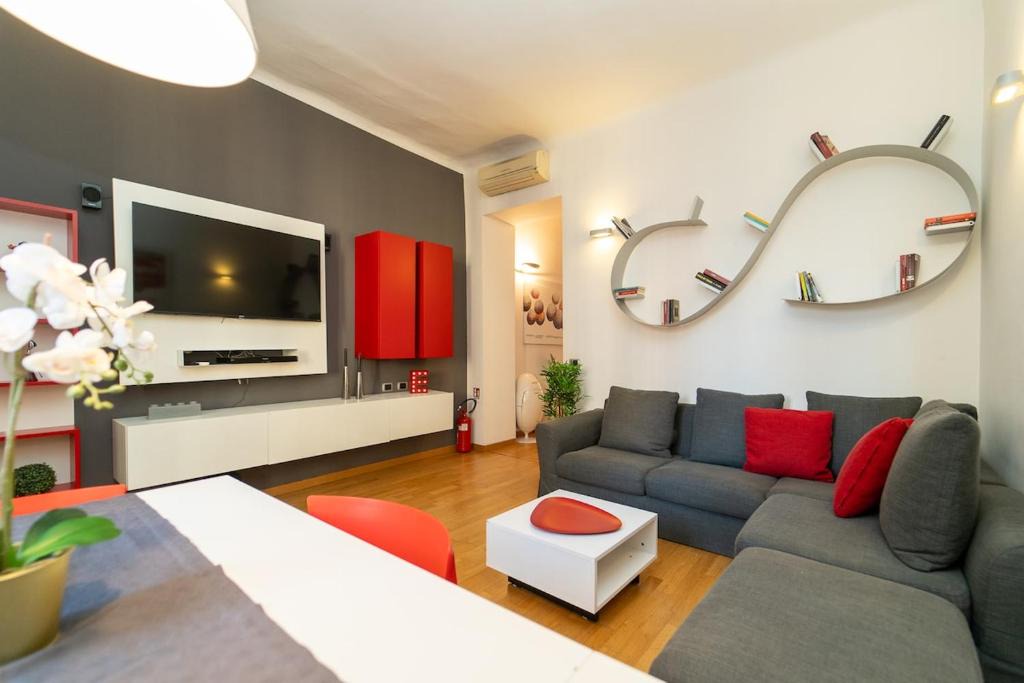 Porta Romana Apartment | Three-room apartment in the heart of Milan