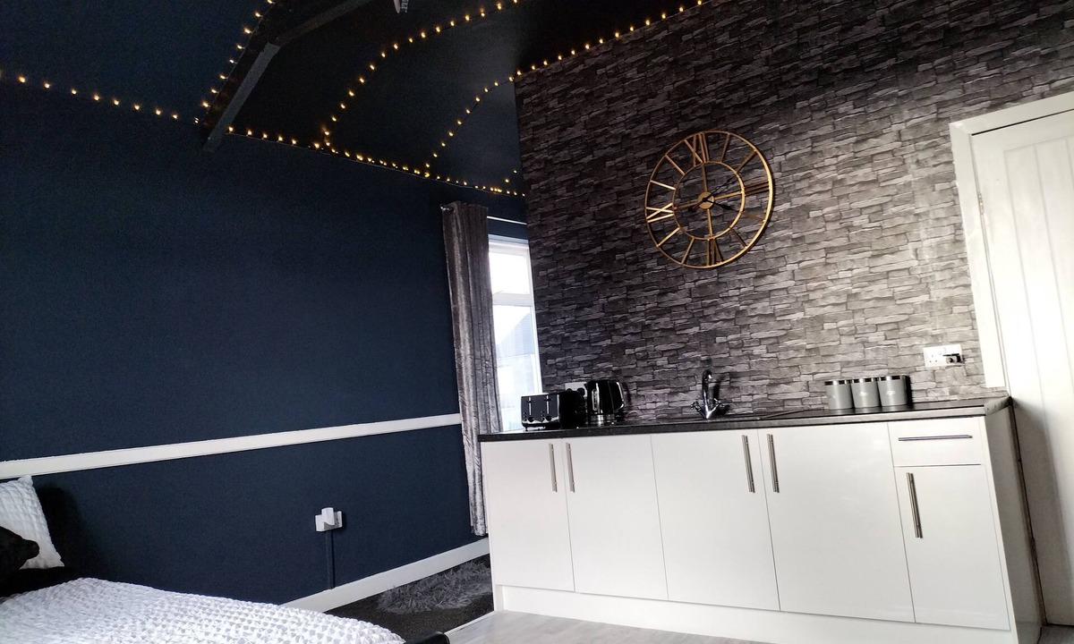 Hardstoft Apartment | Tni Apartment Newton