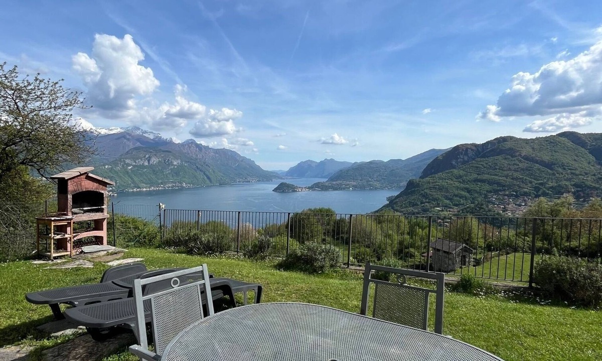 Naggio Apartment | TOBIA HOUSE Beautiful Lake View