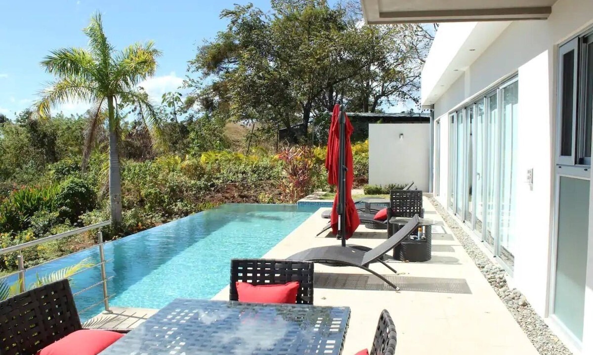 Marbella House | Top Hill Ocean View Home, Vista Bella