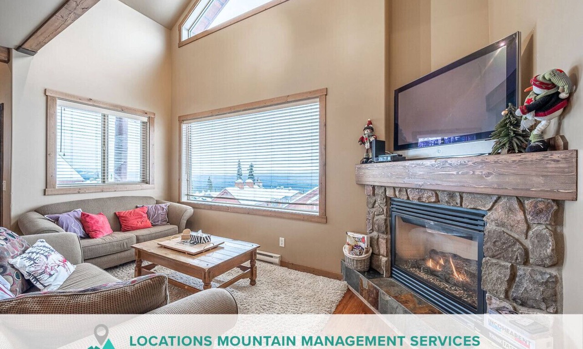 The Forest Villa | Trapper`s Lodge–4 Bd w/Great View, Private Hot Tub